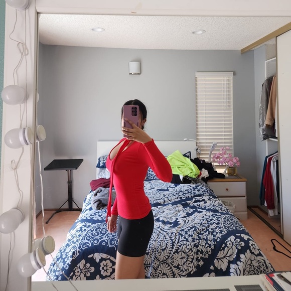 V-neck neck tie blouse (XS) - Picture 1 of 2